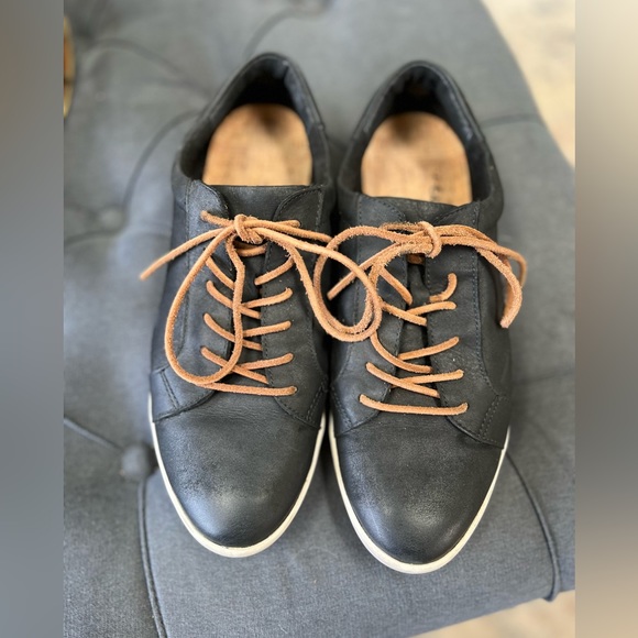 Kork-Ease Paislee Sneaker size 9 - Picture 3 of 5